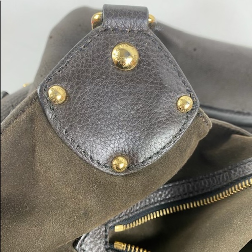 RARE MAHINA CROSSBODY LOUIS VUITTON - Picture 10 of 14